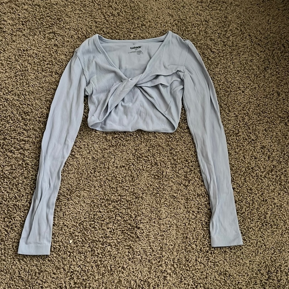 Long sleeve crop top with cross in front